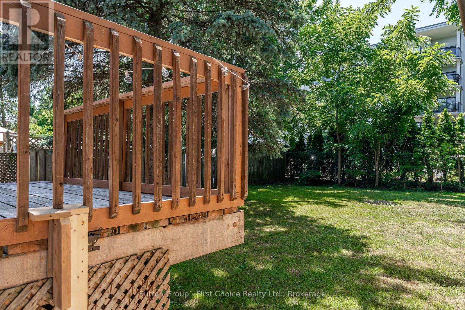 144 Romeo Street S, Stratford, Ontario  N5A 4S9 - Photo 36 - X12297425