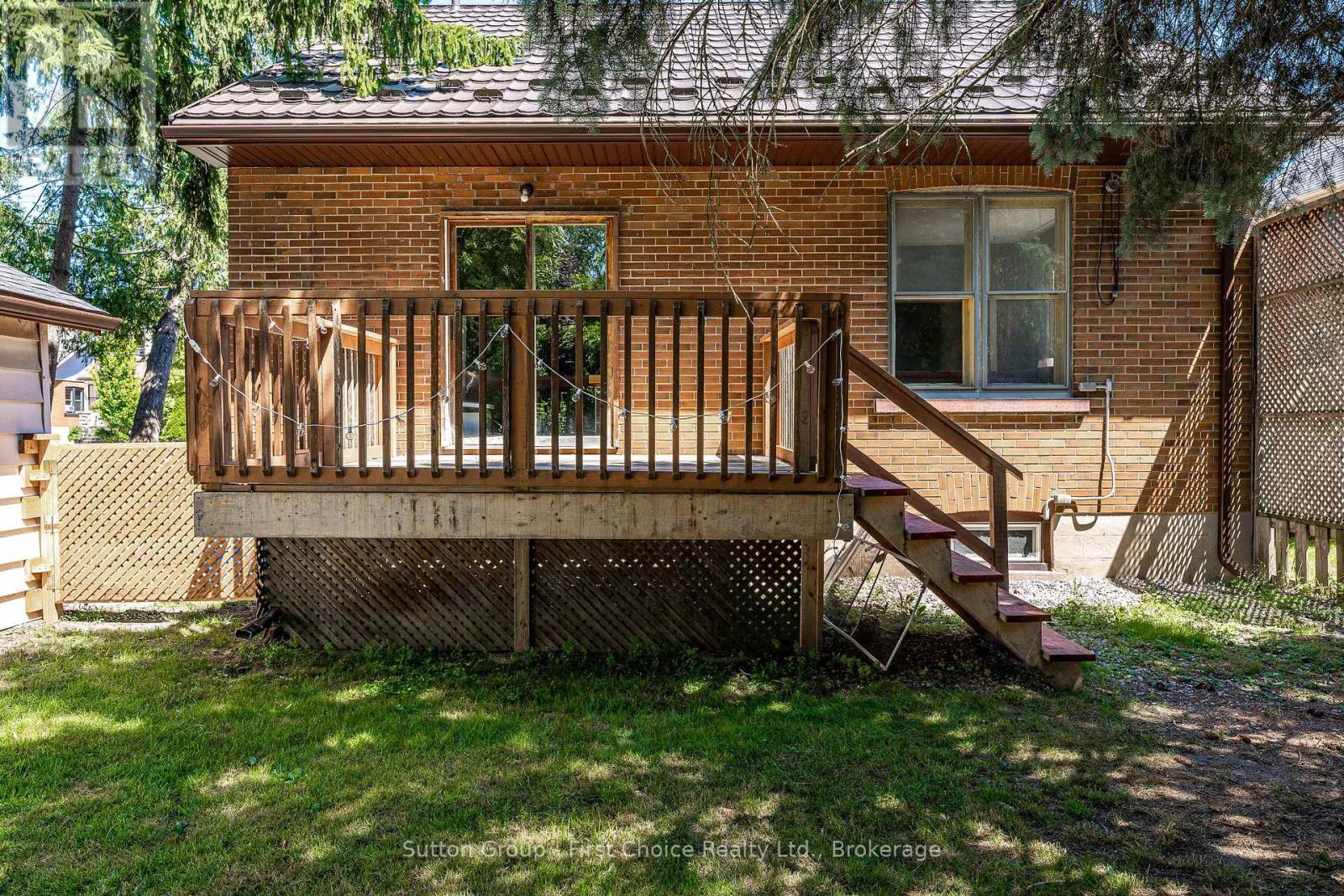 144 Romeo Street S, Stratford, Ontario  N5A 4S9 - Photo 40 - X12297425