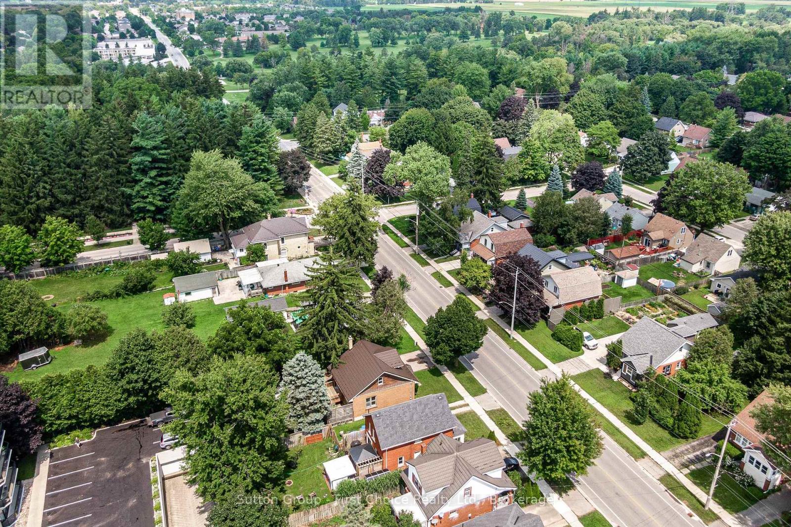 144 Romeo Street S, Stratford, Ontario  N5A 4S9 - Photo 6 - X12297425