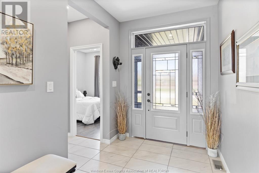 Property at 194 SUMMER image 2