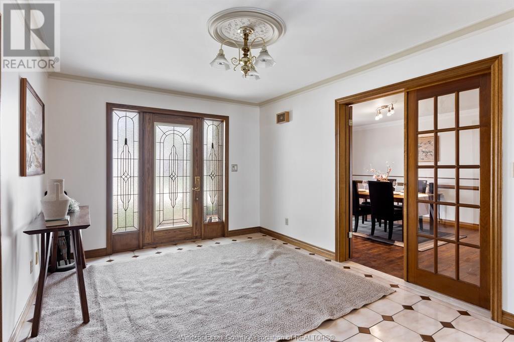 Property at 113 Marentette image 2