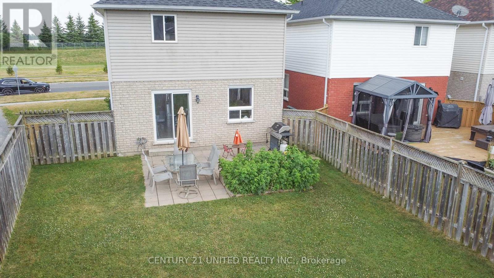 Property at 351 SPILLSBURY DRIVE image 4