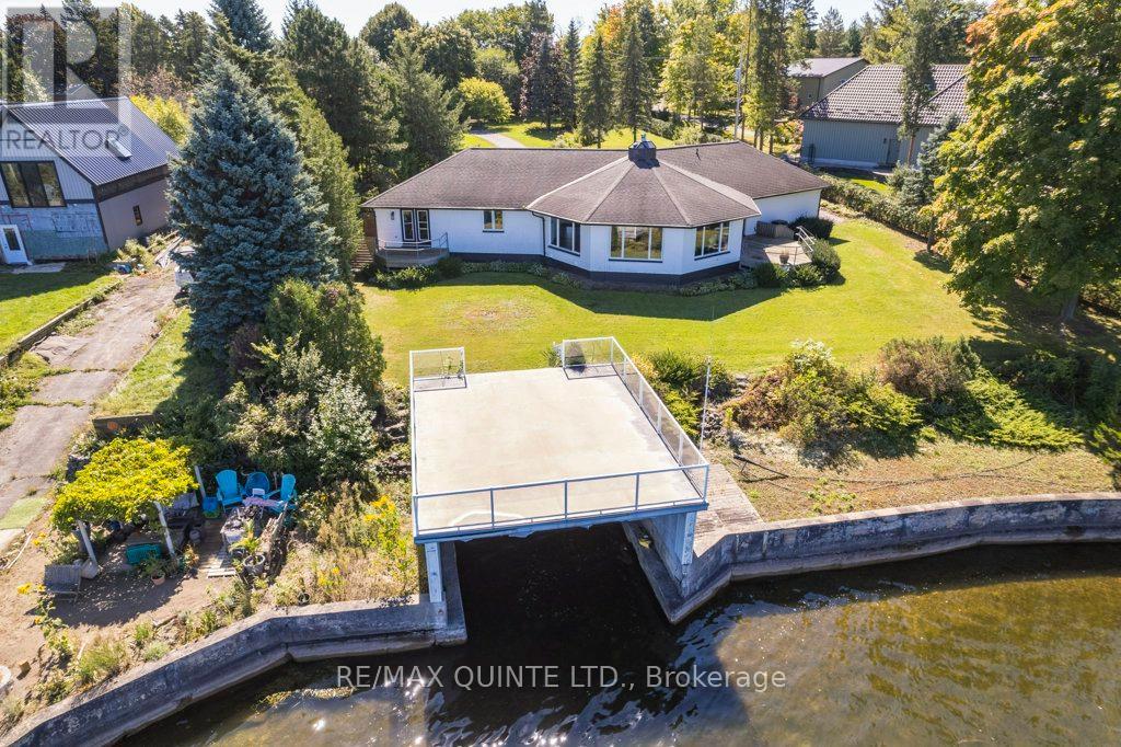 1190 County 3 Road, Prince Edward County, Ontario  K8N 4Z1 - Photo 30 - X12297501