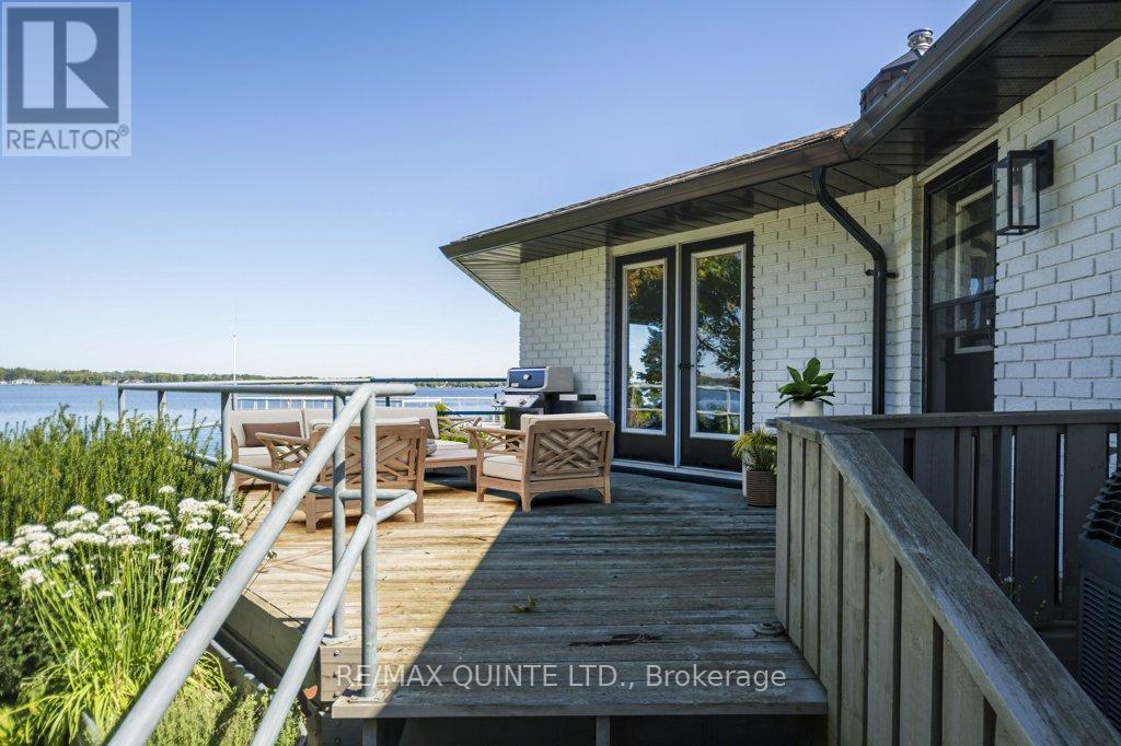 1190 County 3 Road, Prince Edward County, Ontario  K8N 4Z1 - Photo 31 - X12297501