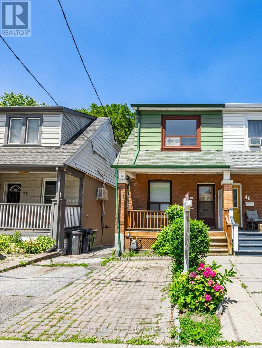 Property at 44 QUEENSDALE AVENUE image 2