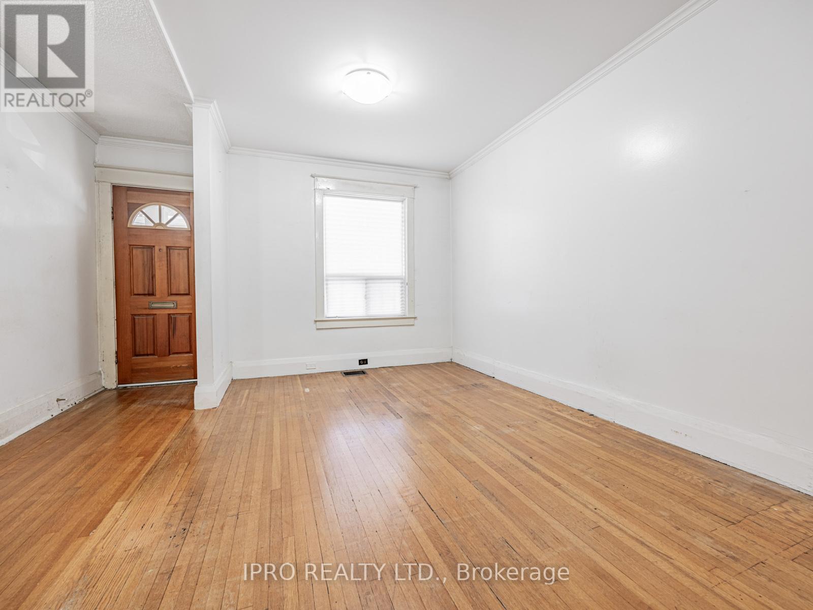Property at 44 QUEENSDALE AVENUE image 5