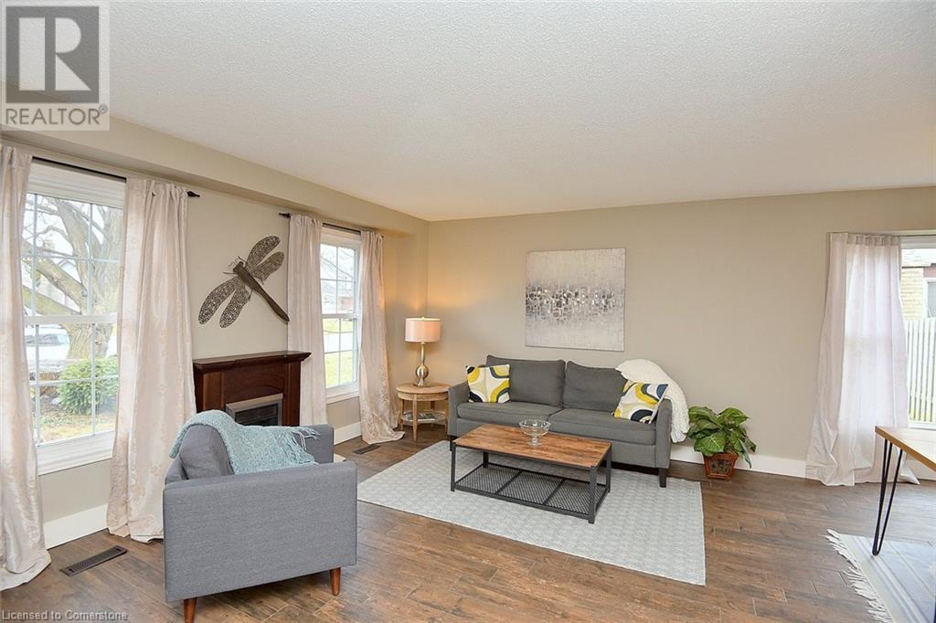Property at 419 COTTINGHAM Crescent image 5