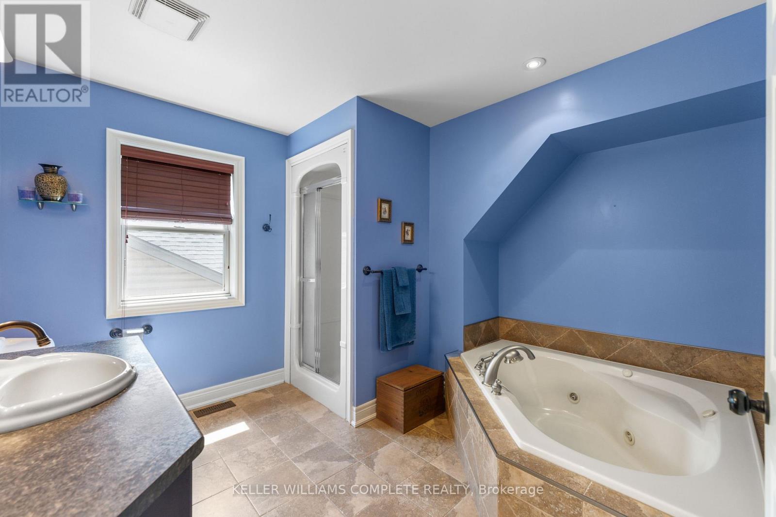 385 Jordyn Drive, Fort Erie, Ontario  L2A 6T6 - Photo 24 - X12297480