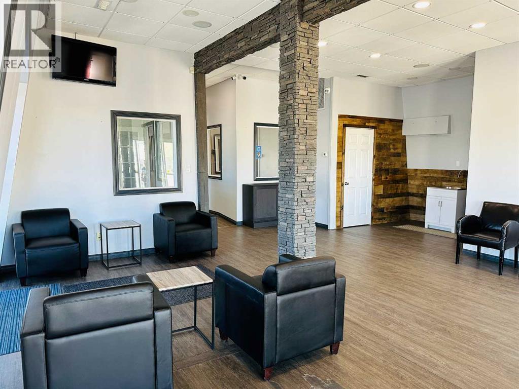 9901 113 Avenue, Grande Prairie, Alberta  T8V 1W6 - Photo 4 - A2200791