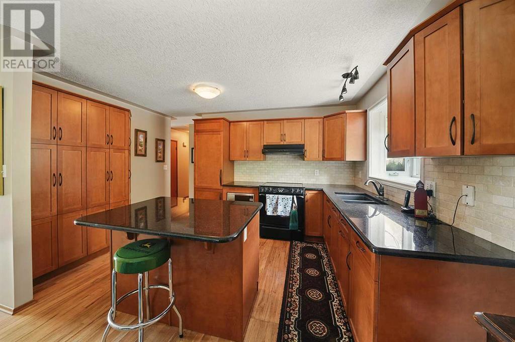 Property at 8, 38349 Range Road 270 image 4