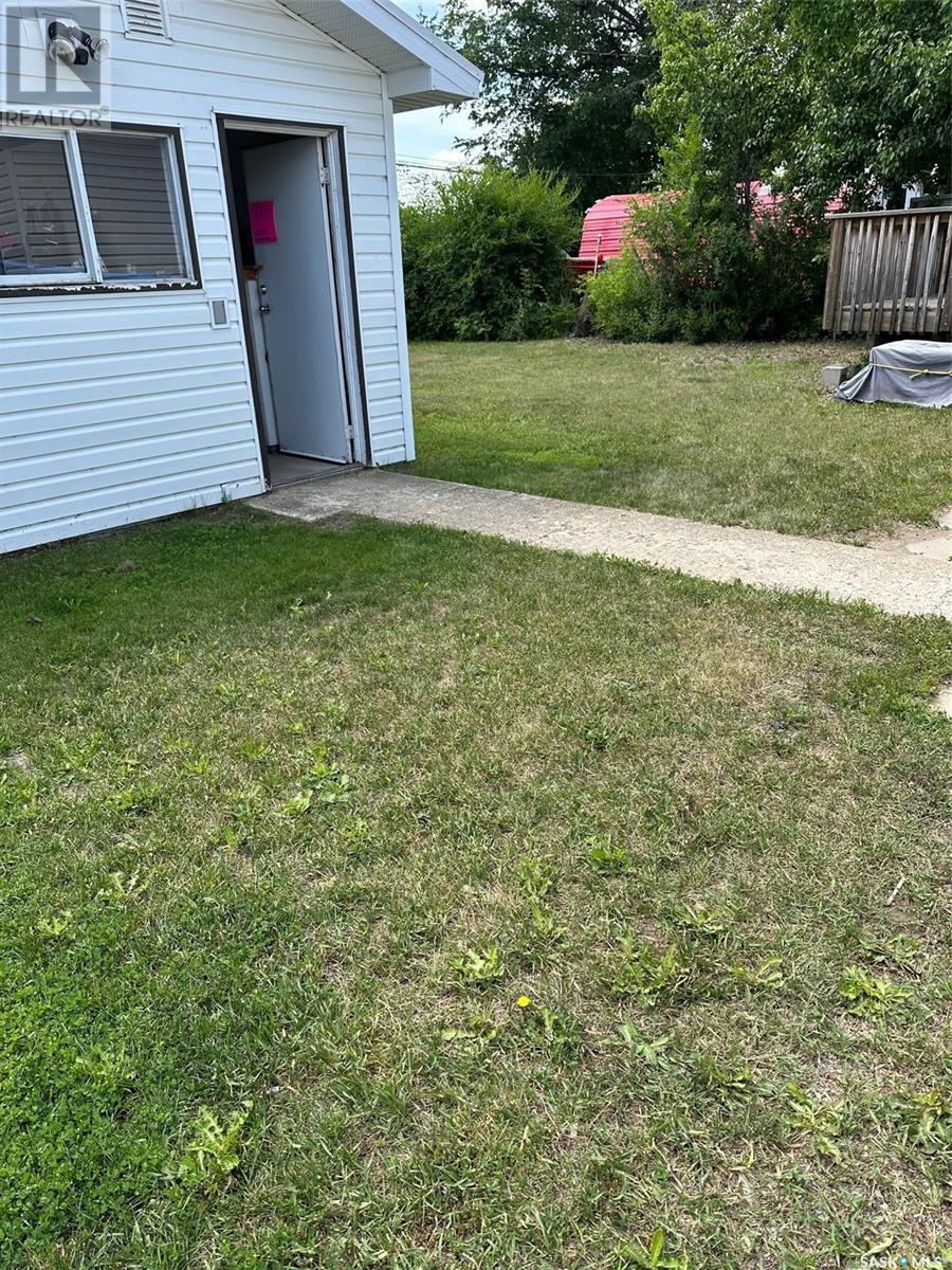 914 George Street, Estevan, Saskatchewan  S4A 1M6 - Photo 33 - SK999363