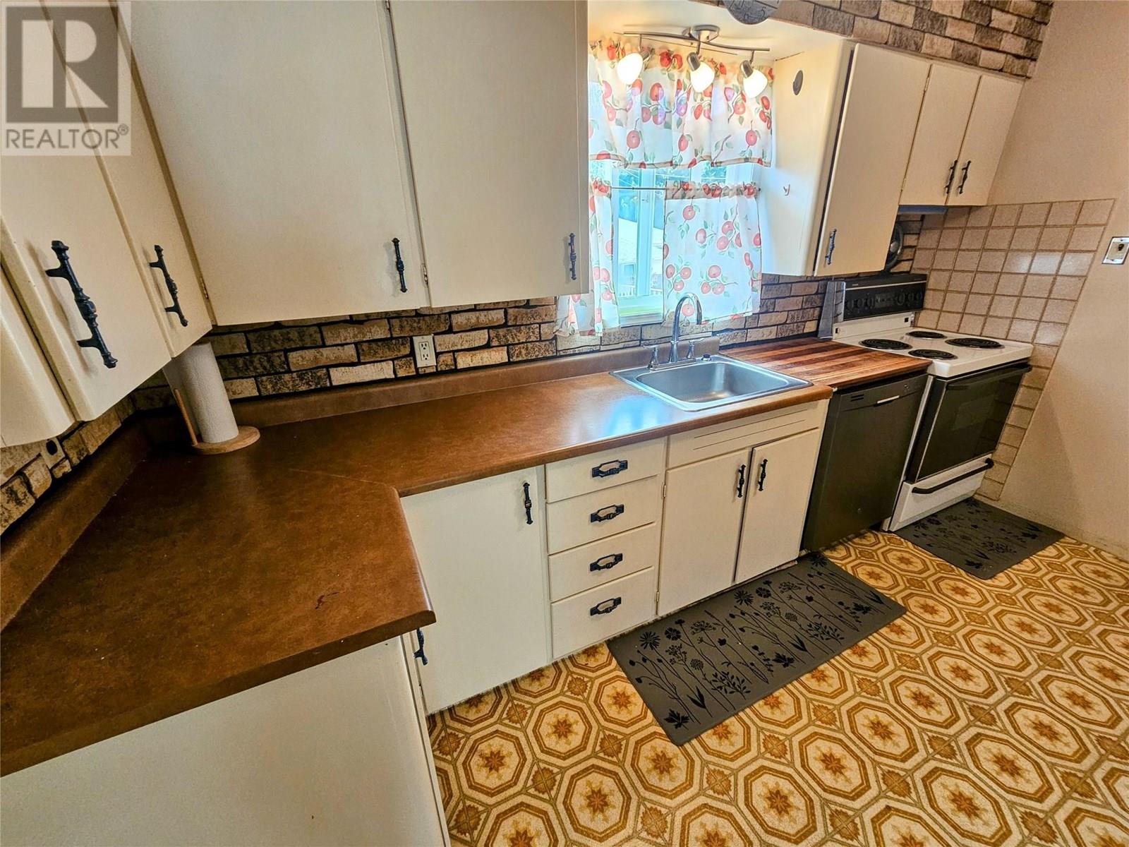 Property at 3480 Aster Drive image 5