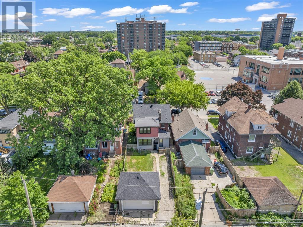 Property at 1331 VICTORIA AVENUE image 4