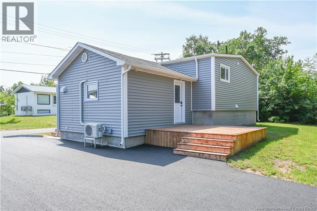 171 12e Rue Street, Shippagan, New Brunswick  E8S 1C4 - Photo 6 - NB123381