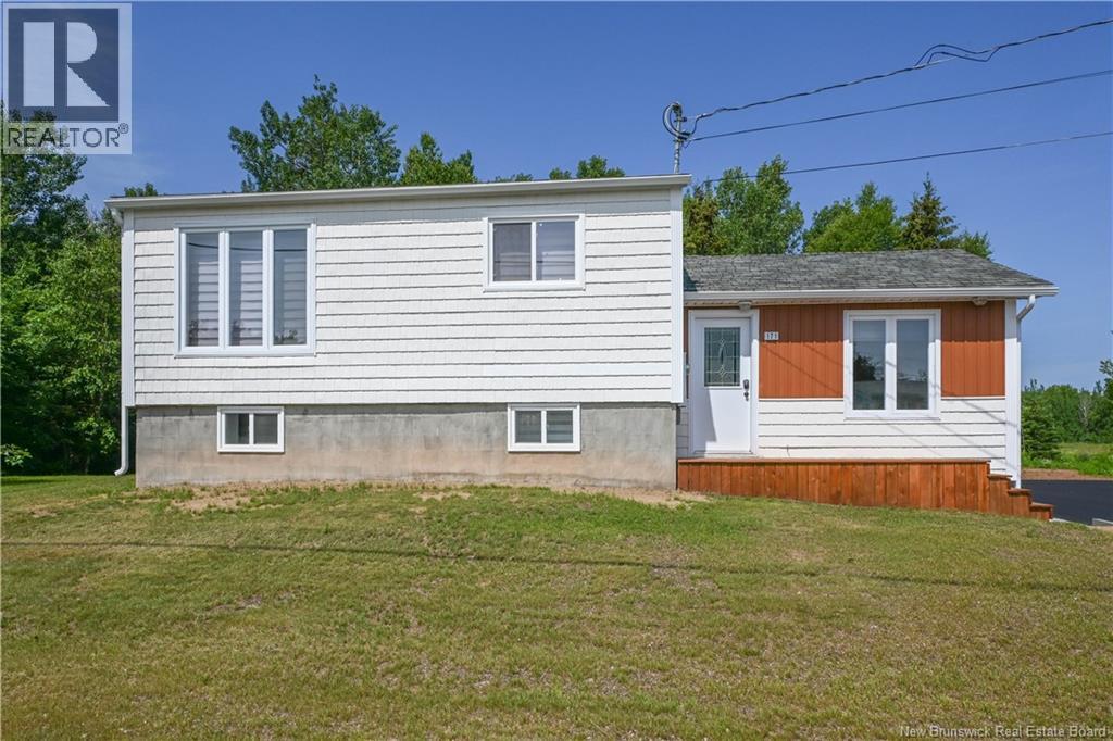 171 12e Rue Street, Shippagan, New Brunswick  E8S 1C4 - Photo 2 - NB123381