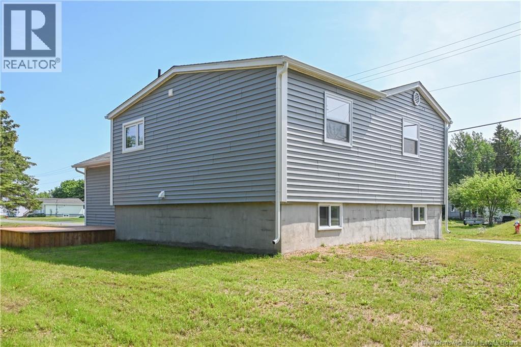 171 12e Rue Street, Shippagan, New Brunswick  E8S 1C4 - Photo 8 - NB123381