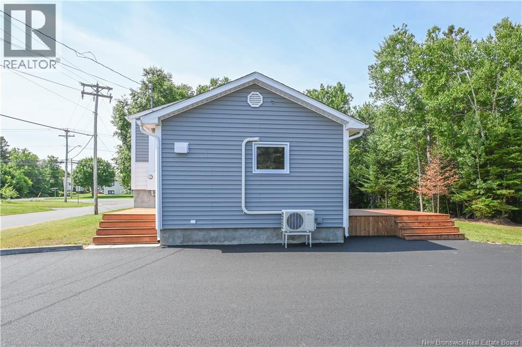 171 12e Rue Street, Shippagan, New Brunswick  E8S 1C4 - Photo 5 - NB123381