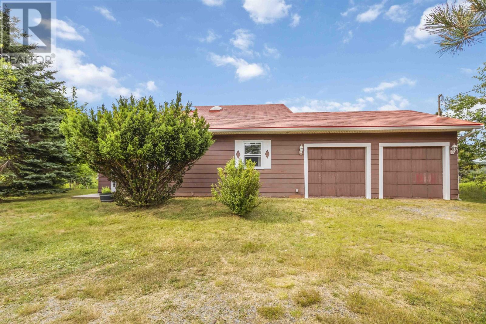 Property at 195 Bellefontaine Road image 2