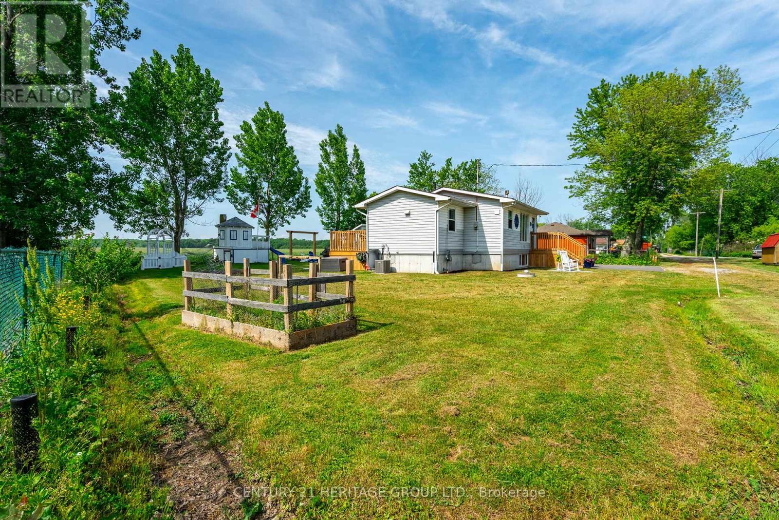 33 Fairwell Avenue, Haldimand, Ontario  N0A 1P0 - Photo 46 - X12237150