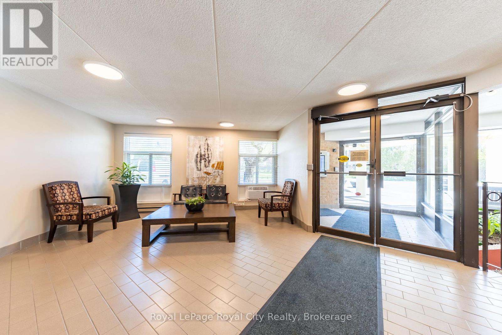 601 - 8 Christopher Court, Guelph (Kortright West), Ontario  N1G 4N7 - Photo 31 - X12140372