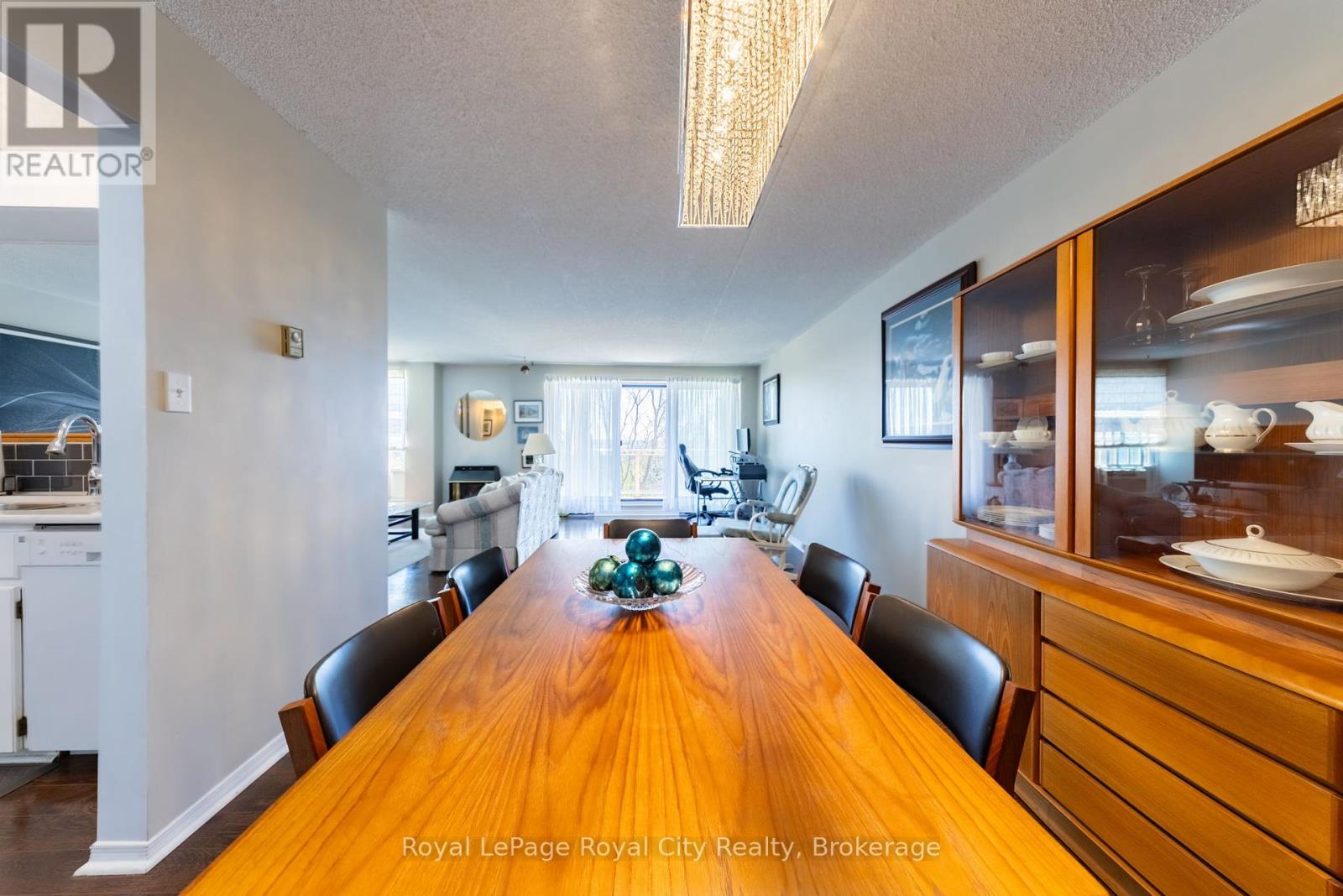 Property at 601 - 8 CHRISTOPHER COURT image 2