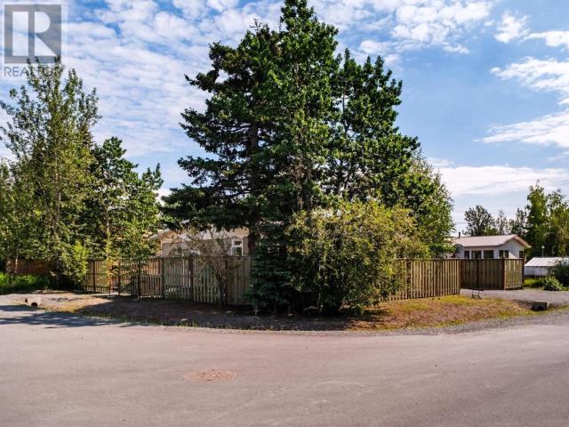 116 Lowell Street, Haines Junction, Yukon  Y0B 1L0 - Photo 29 - 16579