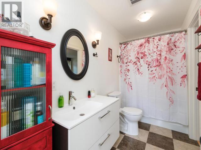 116 Lowell Street, Haines Junction, Yukon  Y0B 1L0 - Photo 19 - 16579