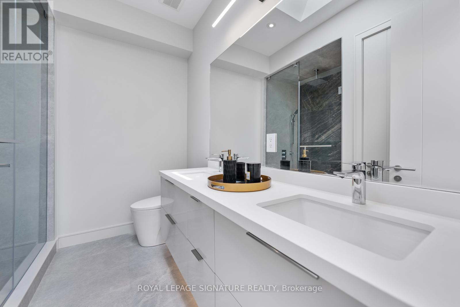 105 Gledhill Avenue, Toronto, Ontario  M4C 5K7 - Photo 30 - E12286514