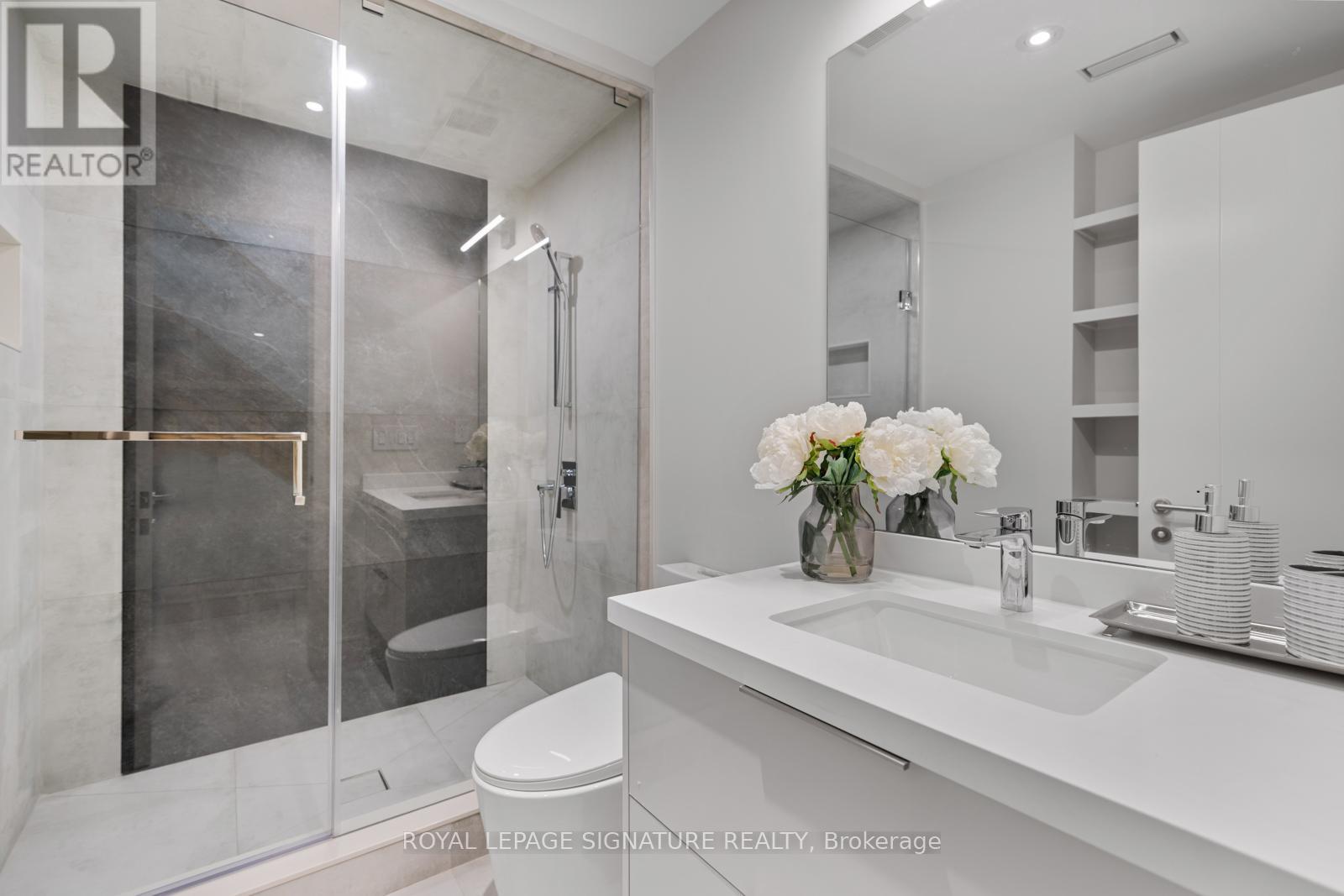 105 Gledhill Avenue, Toronto, Ontario  M4C 5K7 - Photo 42 - E12286514