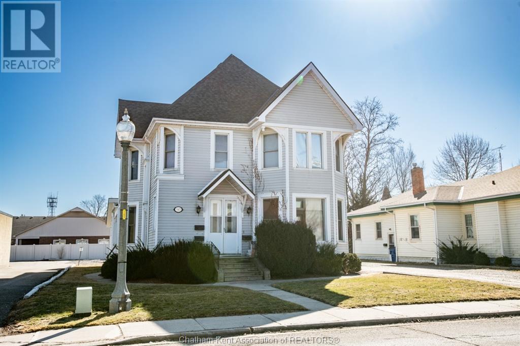 Property at 342 KING STREET West image 2