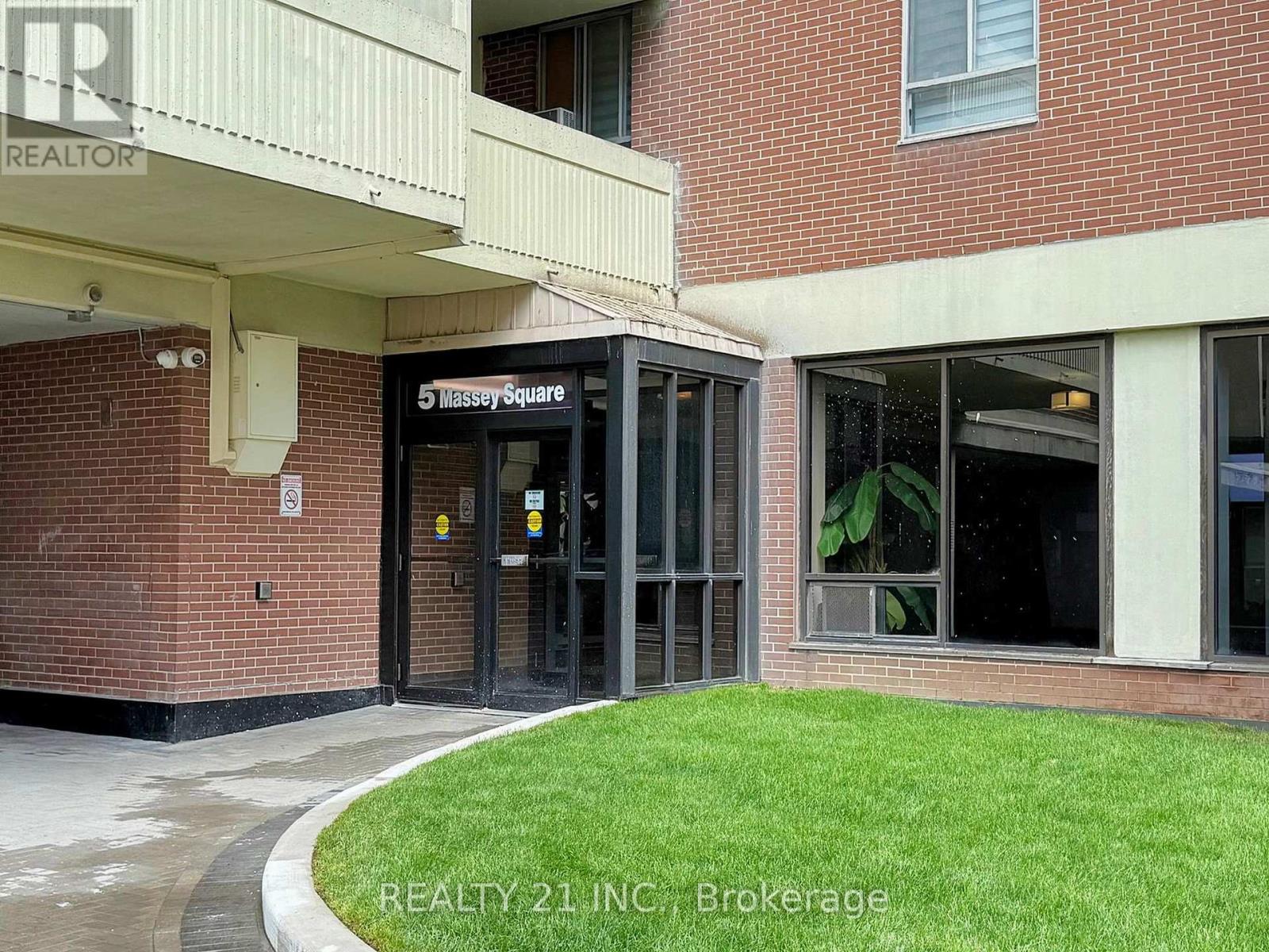 Property at 2511 - 5 MASSEY SQUARE image 5