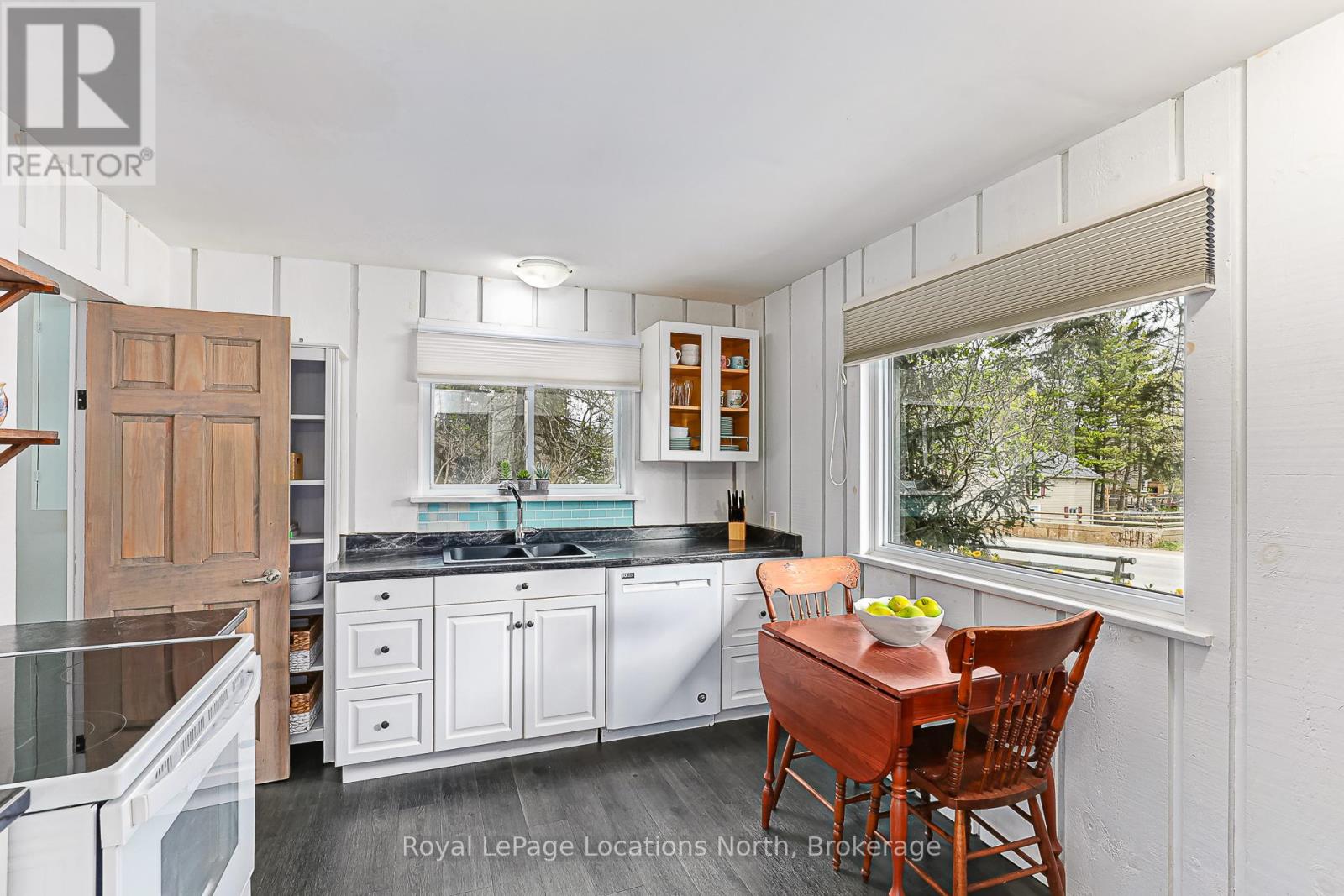 84 Sykes Street S, Meaford, Ontario  N4L 1E3 - Photo 10 - X12297571
