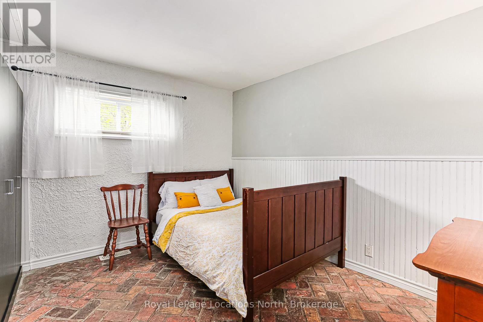 84 Sykes Street S, Meaford, Ontario  N4L 1E3 - Photo 17 - X12297571