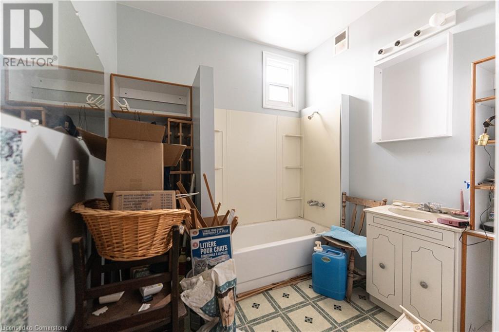 168 Macnab Street N, Hamilton, Ontario  L8R 2M4 - Photo 25 - 40752641