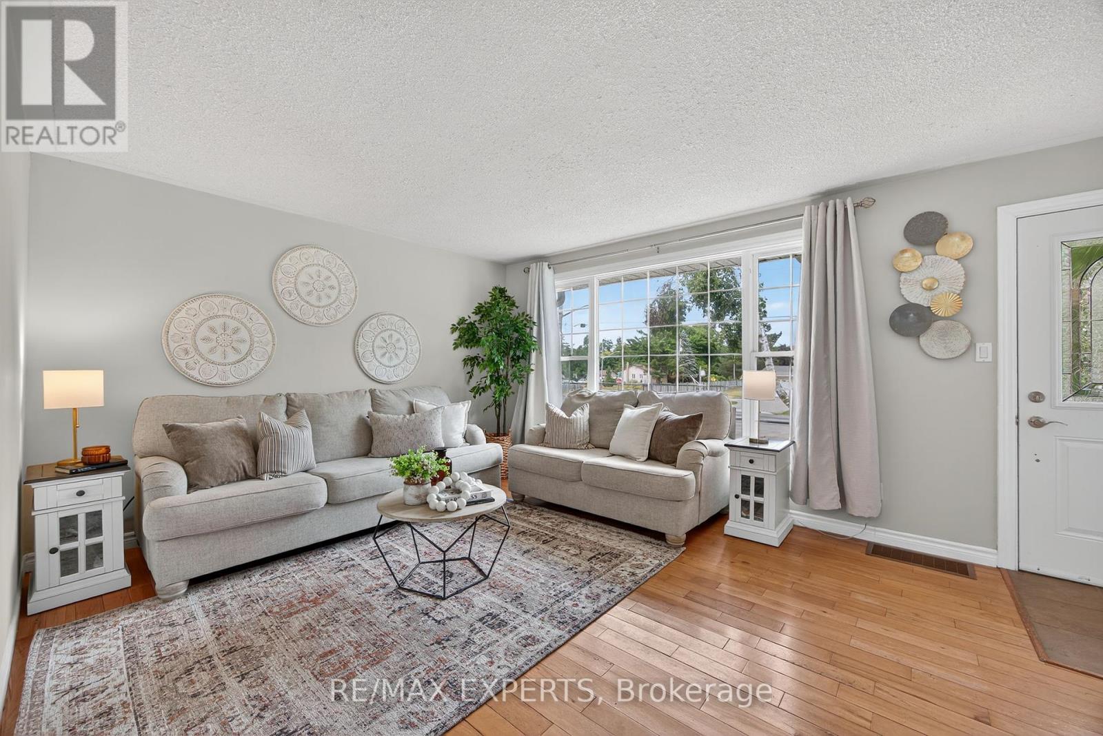 3114 Poplar Road, Innisfil, Ontario  L9S 2J9 - Photo 7 - N12297541