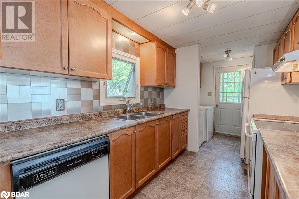 Property at 85 HAWTHORNE Drive image 4