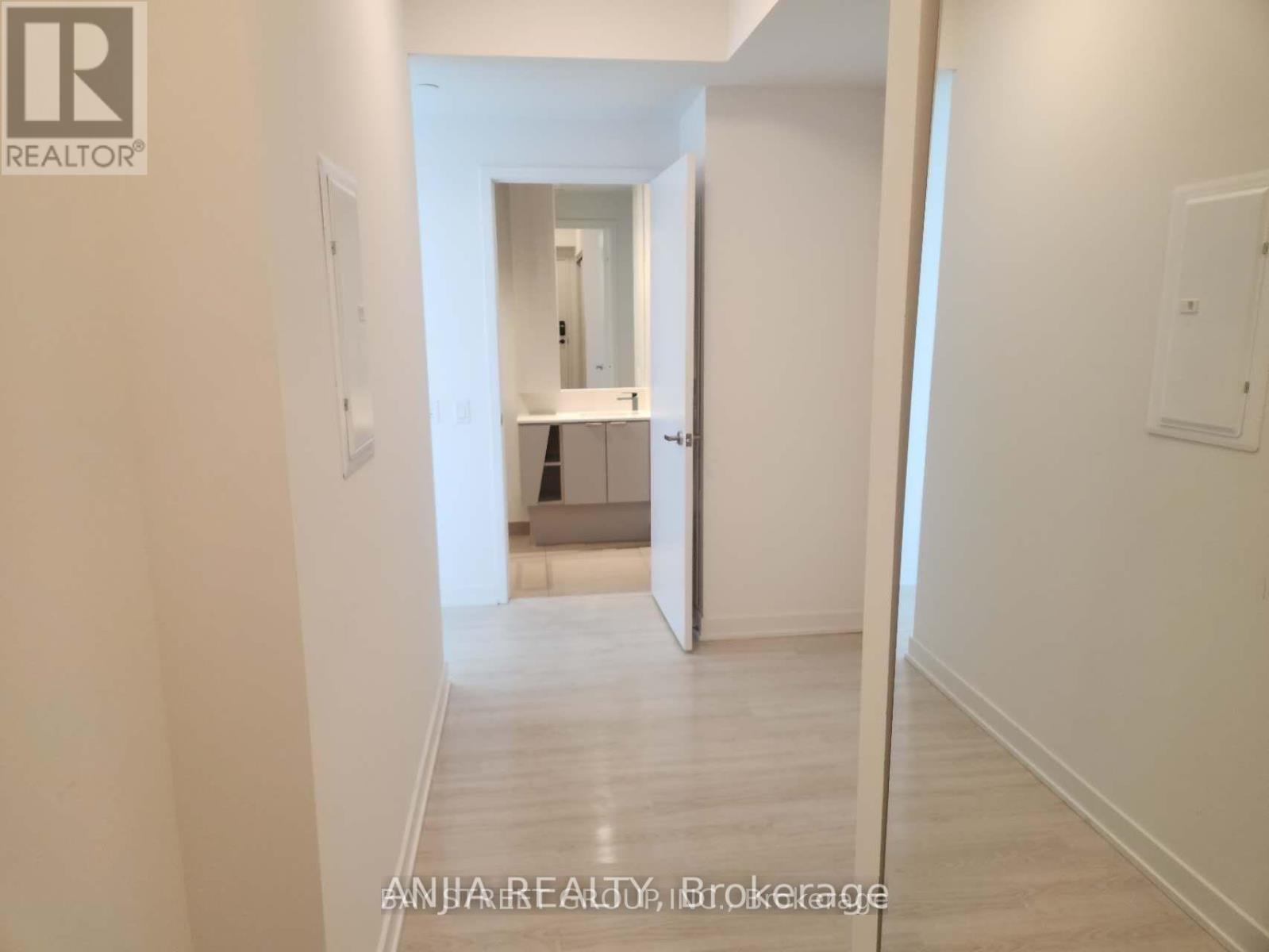 4801 - 3883 Quartz Road, Mississauga, Ontario  L5B 0M4 - Photo 2 - W12297440