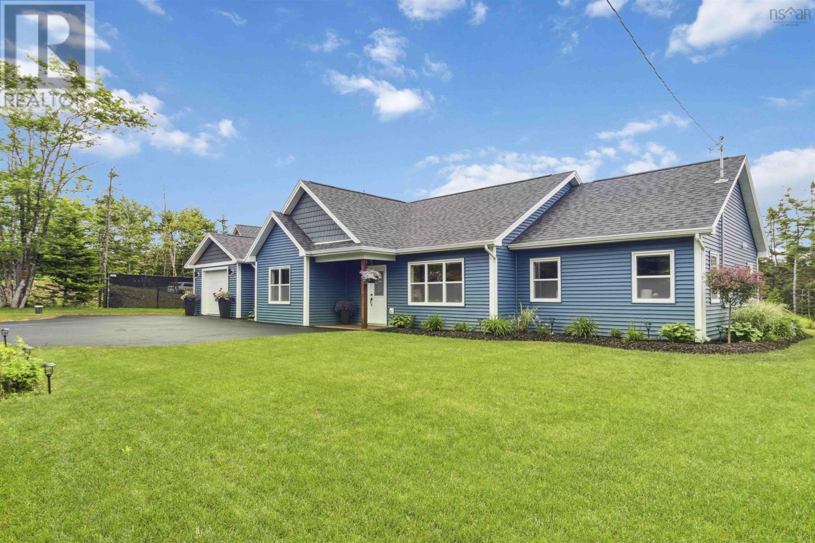 Property at 1308 West Porters Lake Road image 2