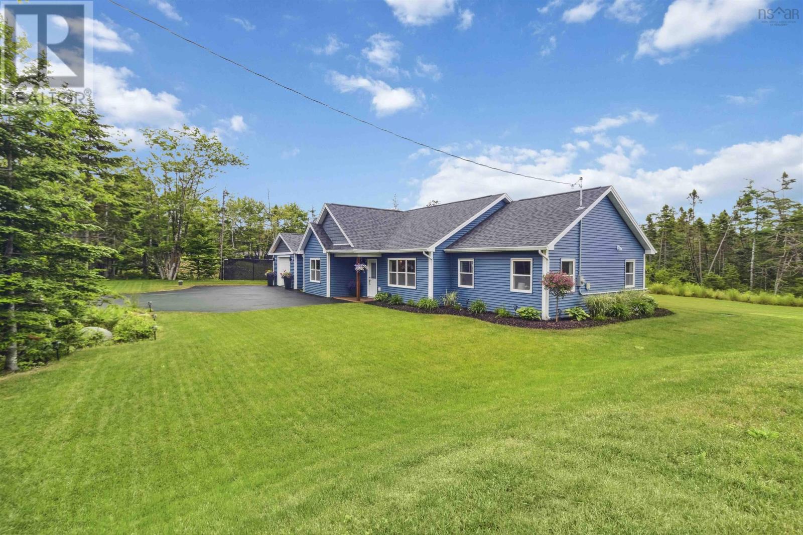 Property at 1308 West Porters Lake Road image 3