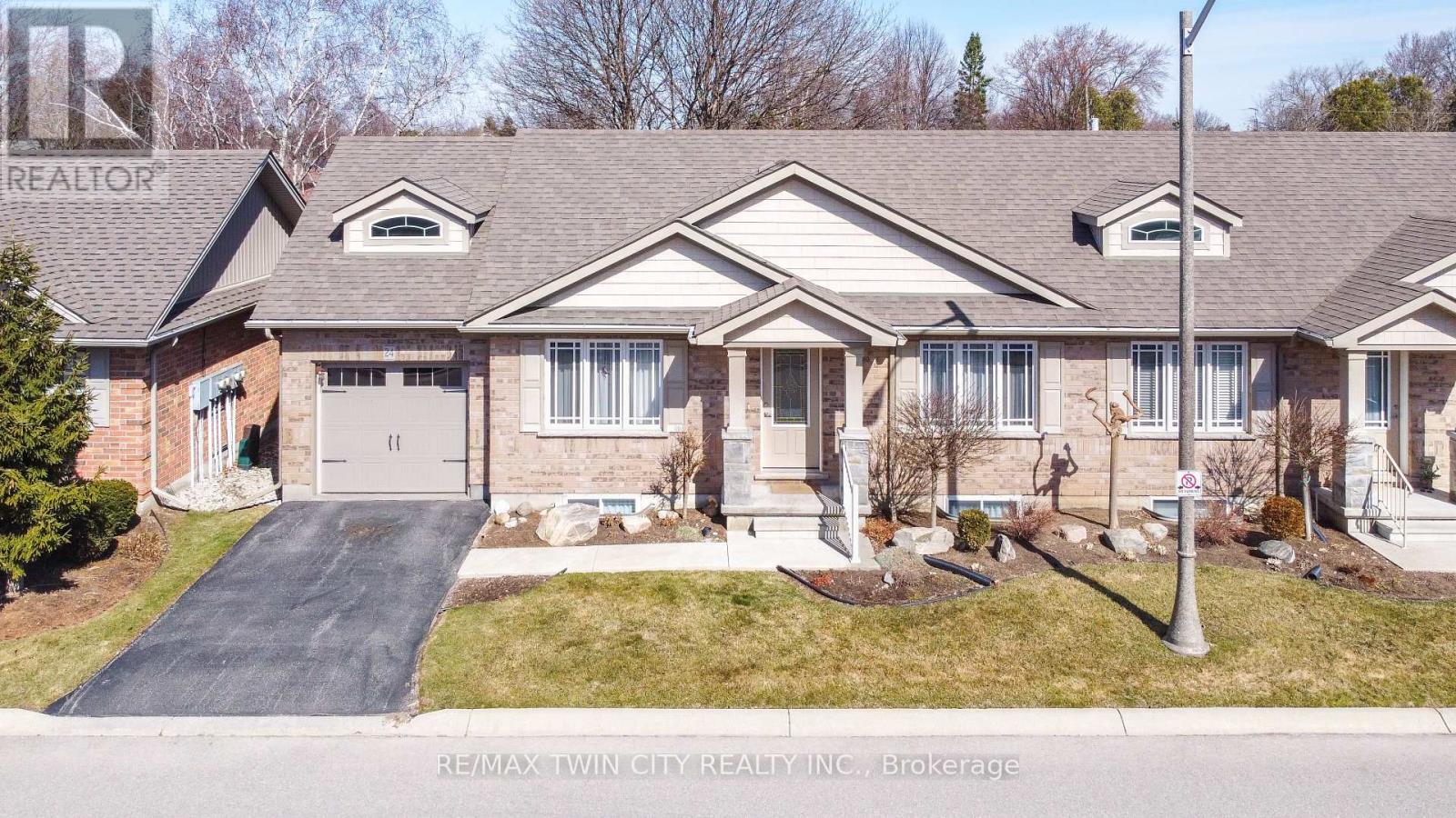 24 Trinity Lane, Norfolk, Ontario  N0E 1Y0 - Photo 33 - X12297410