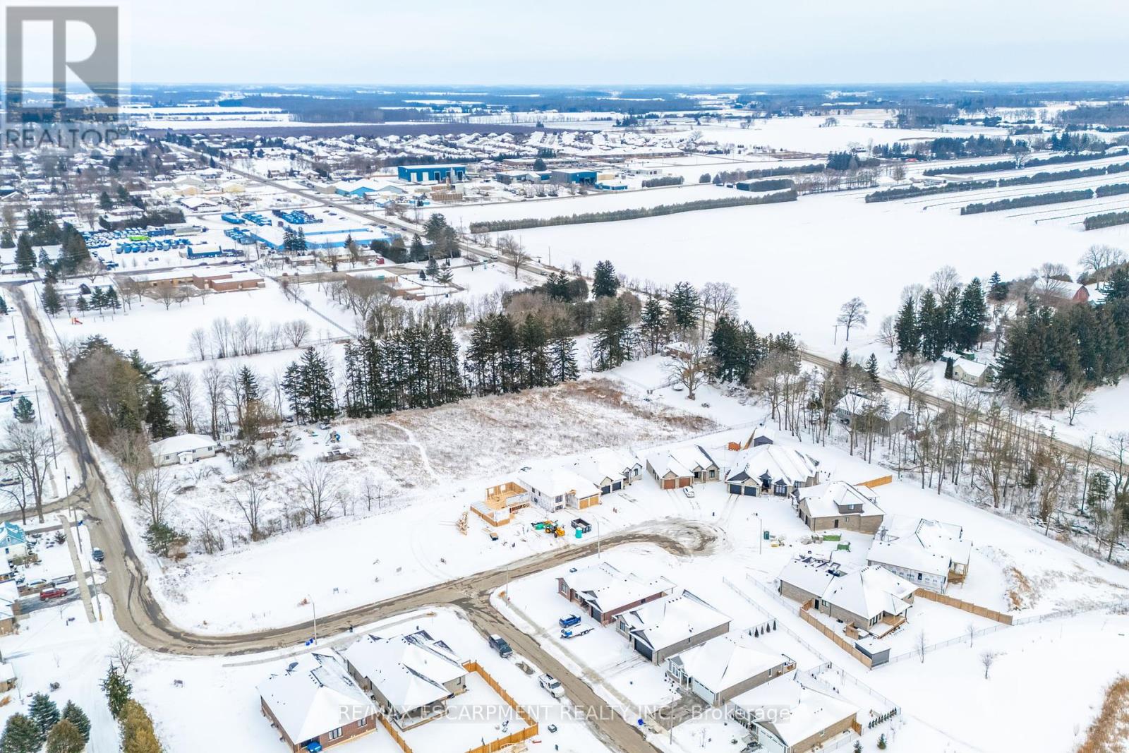 211 Thompson Road W, Norfolk, Ontario  N0E 1Y0 - Photo 20 - X12297451