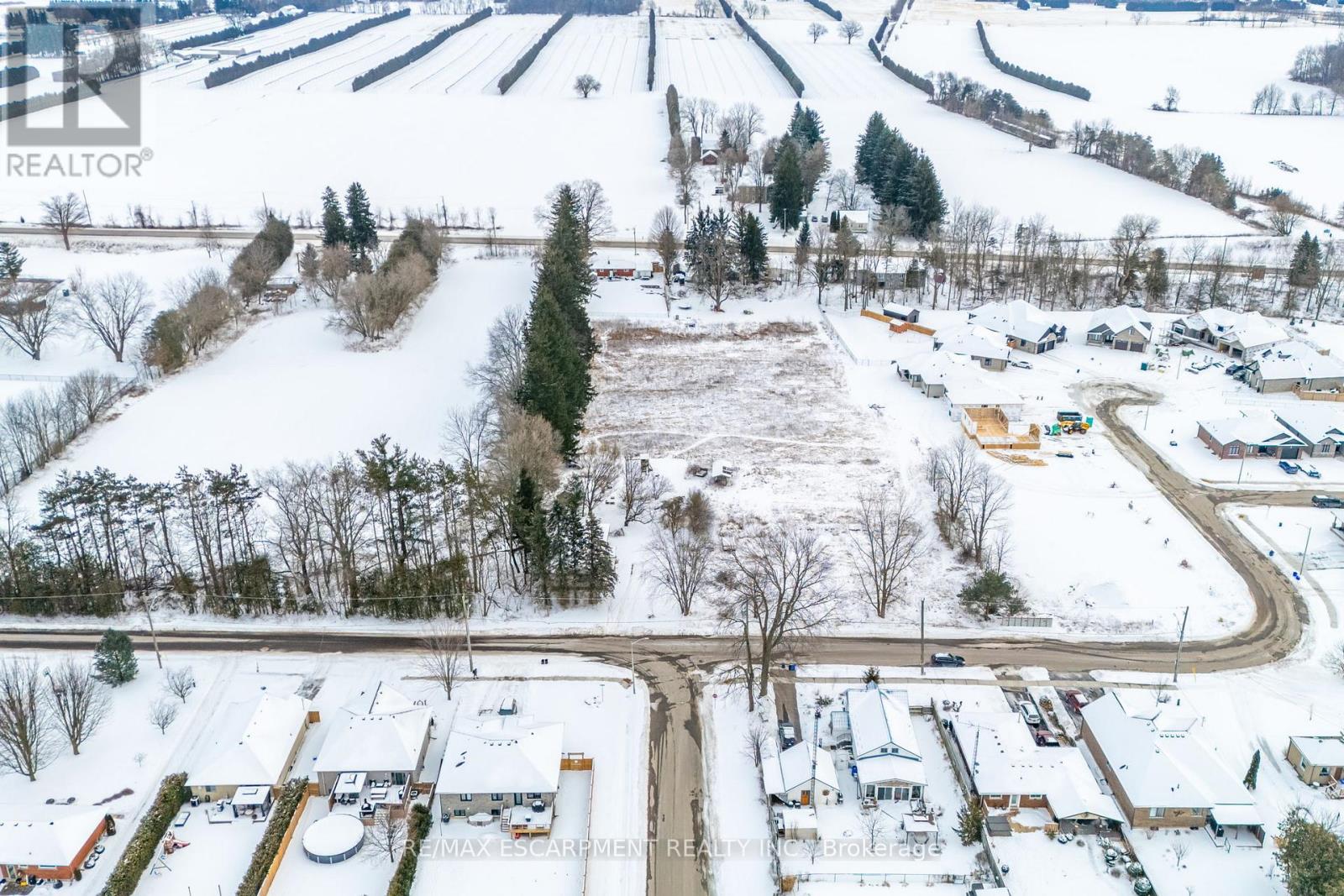 211 Thompson Road W, Norfolk, Ontario  N0E 1Y0 - Photo 22 - X12297451