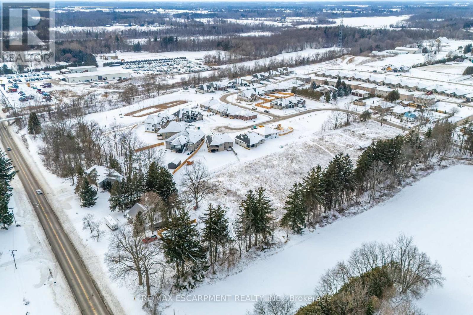 211 Thompson Road W, Norfolk, Ontario  N0E 1Y0 - Photo 5 - X12297451