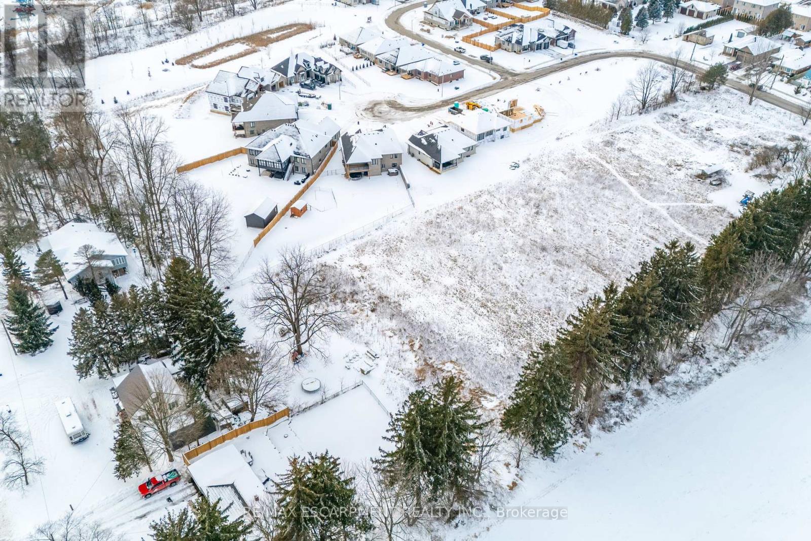 211 Thompson Road W, Norfolk, Ontario  N0E 1Y0 - Photo 6 - X12297451