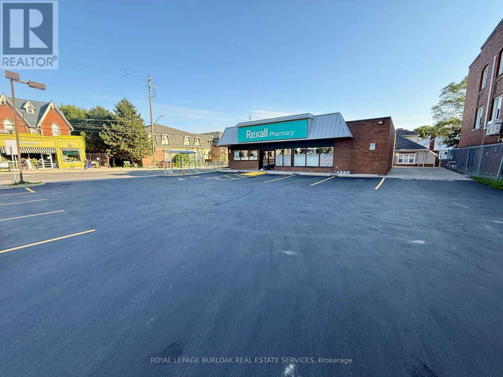 331 Dundurn Street S, Hamilton, Ontario  L8P 4L5 - Photo 6 - X12297458
