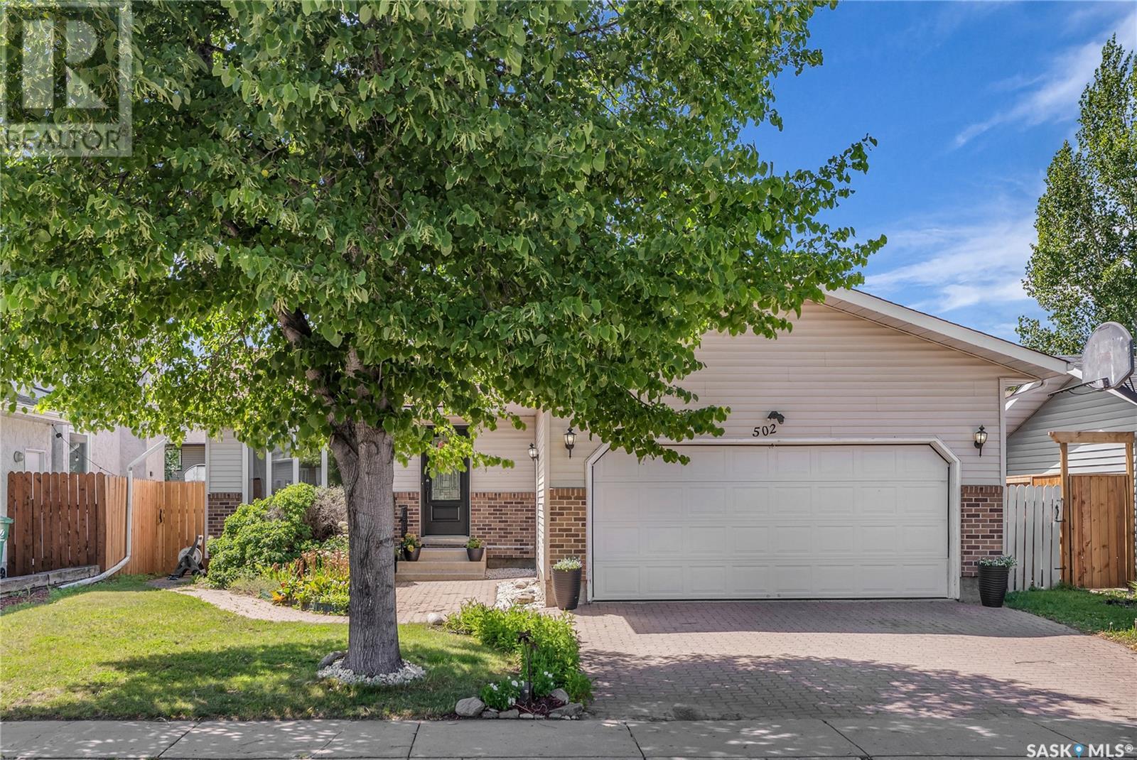 Property at 502 Brightsand CRESCENT image 1