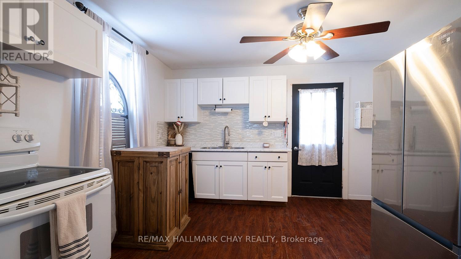Property at 335 RUSSELL STREET image 5