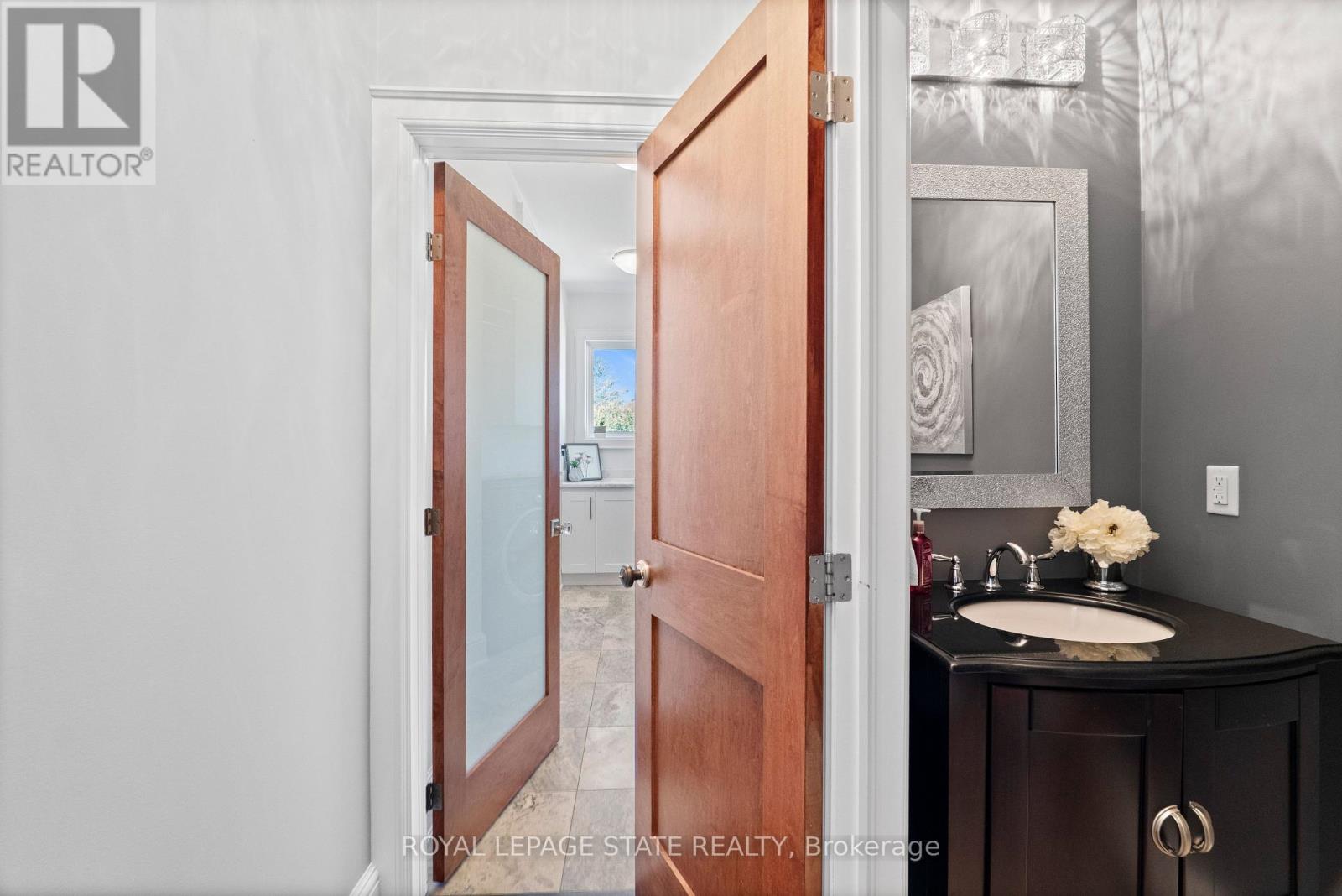 211 Lewis Road, Hamilton, Ontario  L8E 5G7 - Photo 16 - X12054936