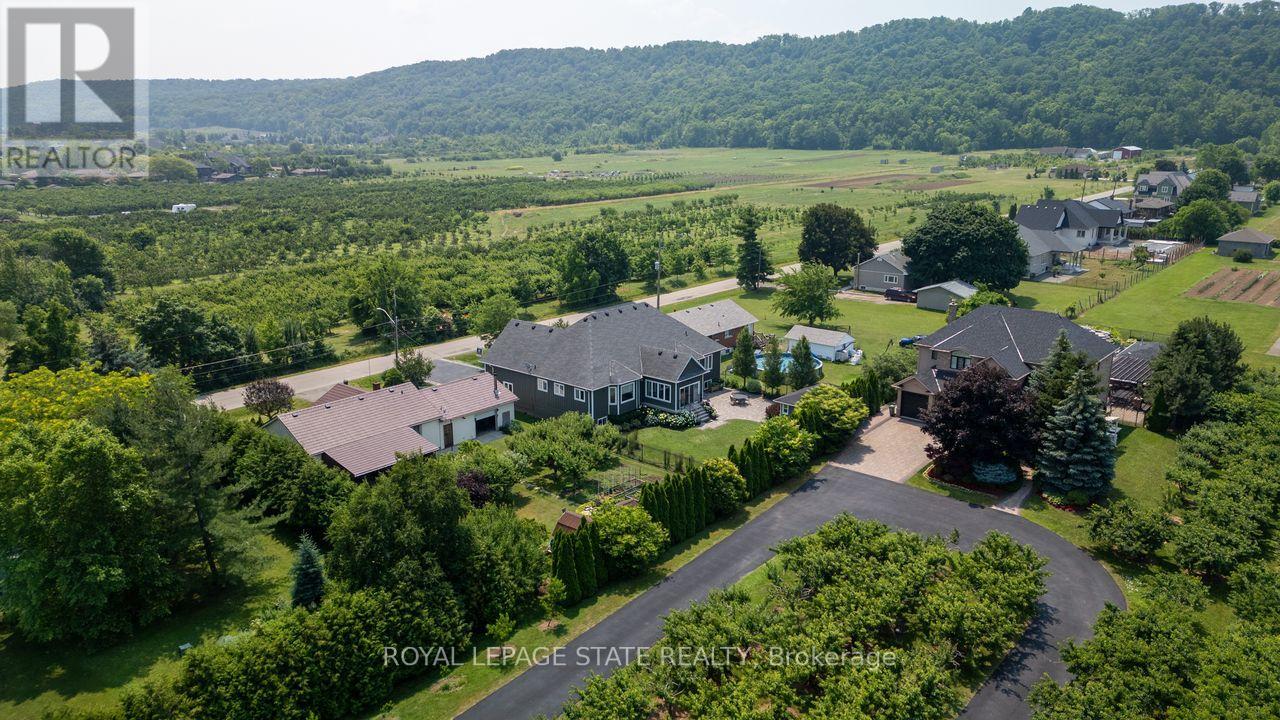 211 Lewis Road, Hamilton, Ontario  L8E 5G7 - Photo 36 - X12054936