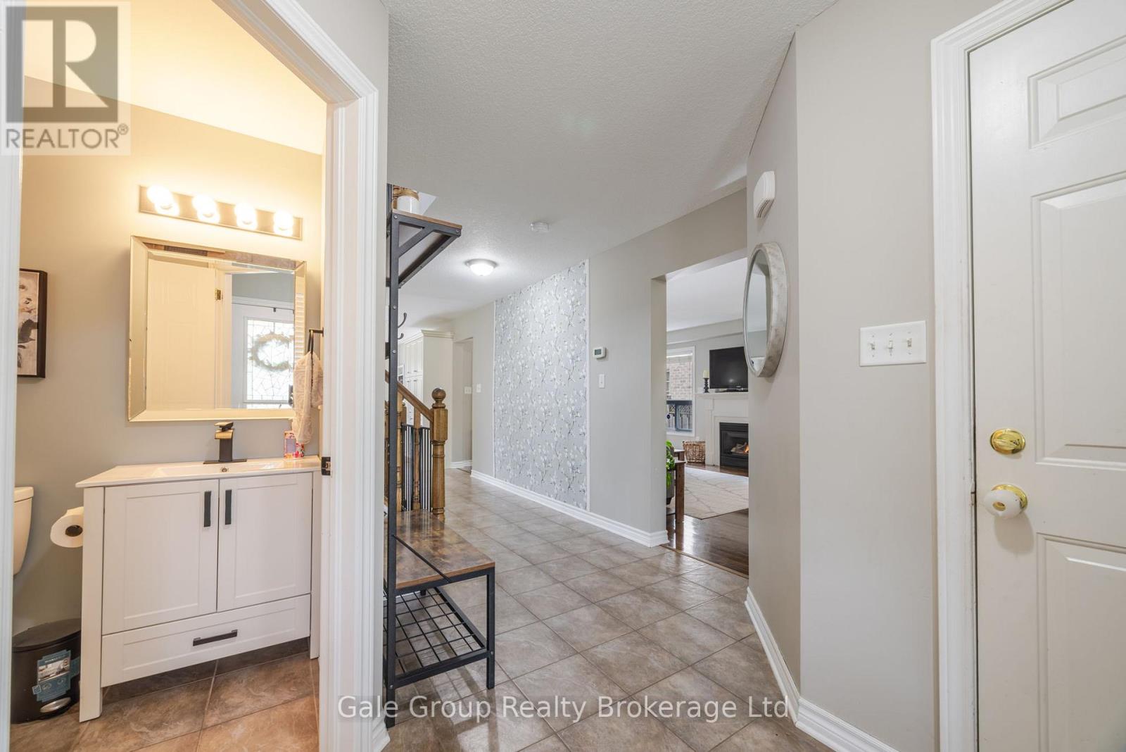 1360 Blackmaple Drive, London East, Ontario  N5Y 6H5 - Photo 8 - X12297633